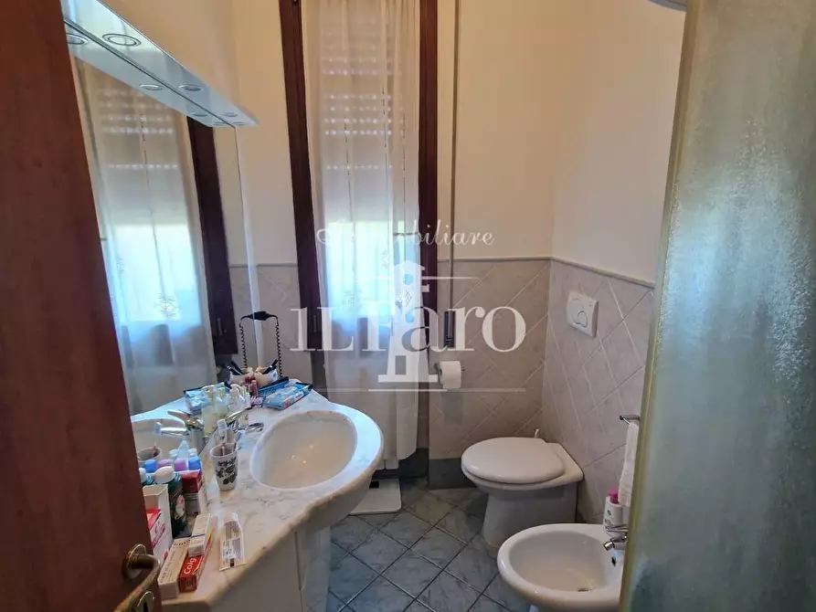 Immagine 7 di Appartamento in vendita  a Campi Bisenzio