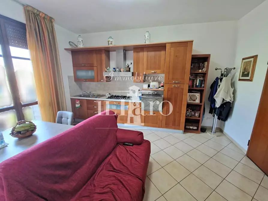 Immagine 3 di Appartamento in vendita  a Campi Bisenzio
