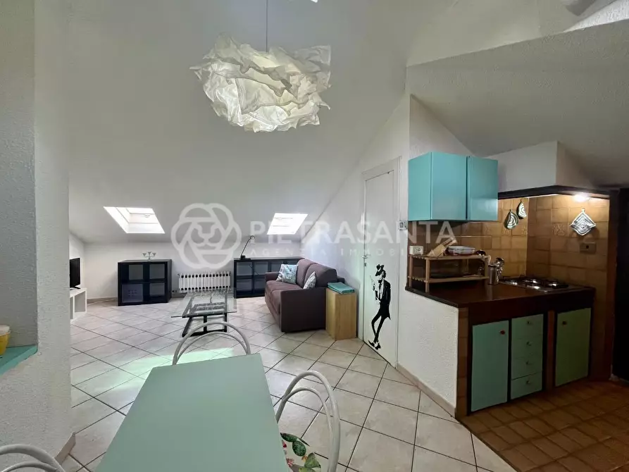 Immagine 6 di Appartamento in affitto  a Pietrasanta
