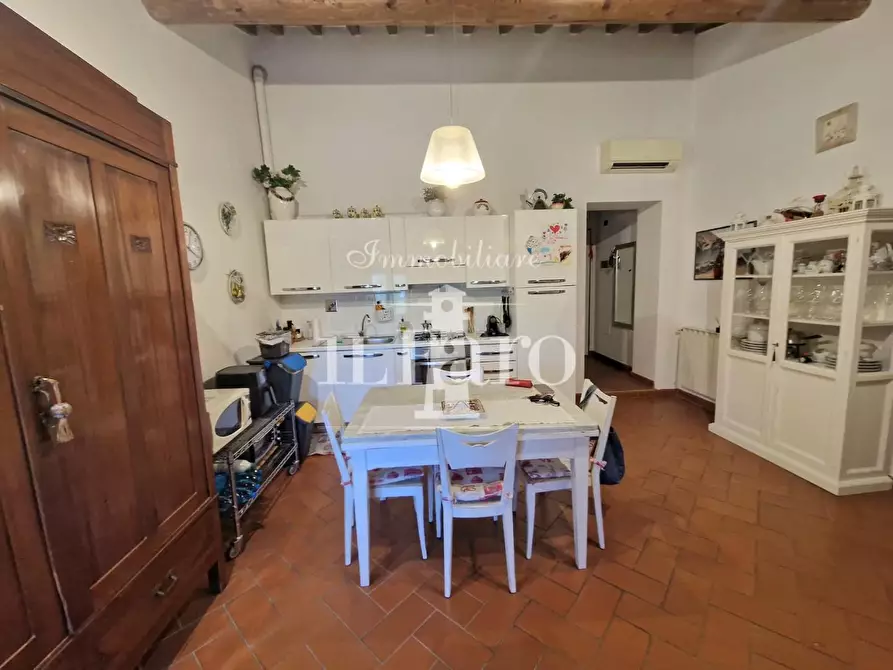 Immagine 5 di Appartamento in vendita  a Campi Bisenzio