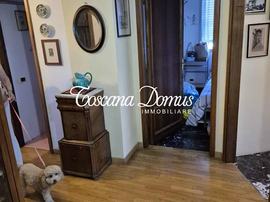 Immagine 1 di Appartamento in vendita  a Siena