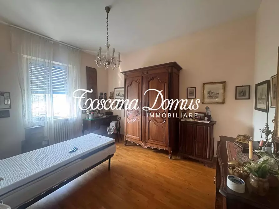 Immagine 8 di Appartamento in vendita  a Siena