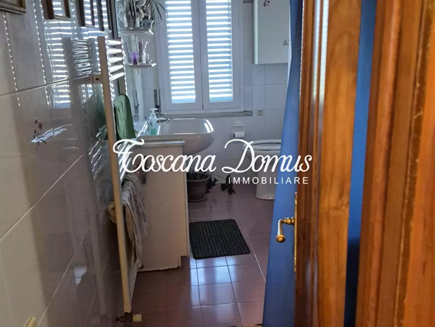 Immagine 6 di Appartamento in vendita  a Siena