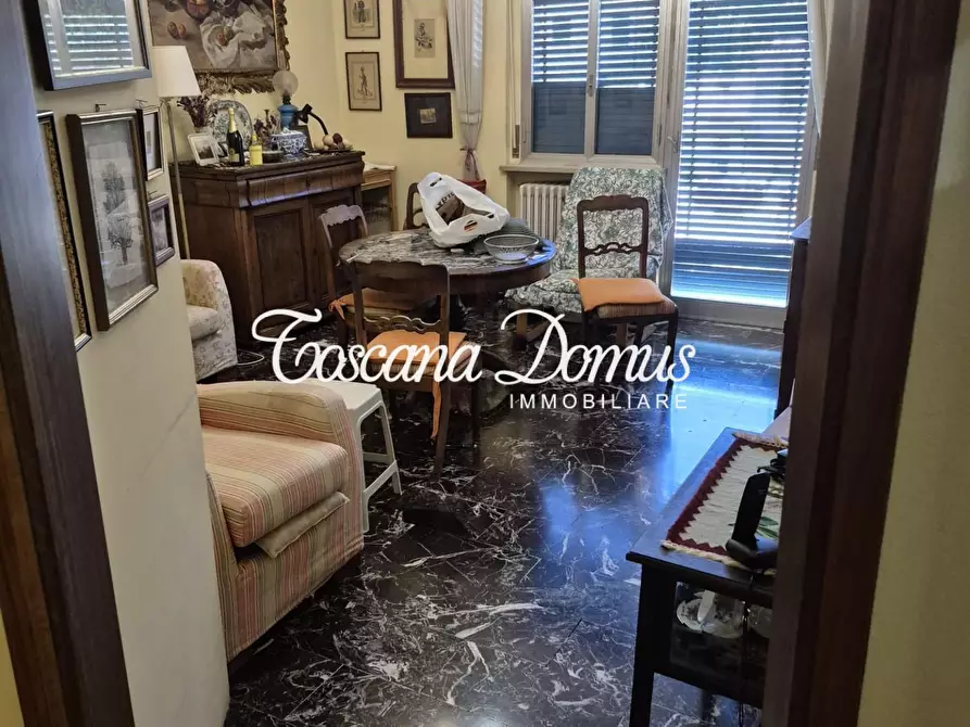 Immagine 5 di Appartamento in vendita  a Siena