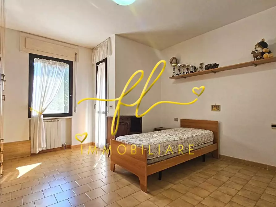 Immagine 12 di Appartamento in vendita  a Rosignano Marittimo