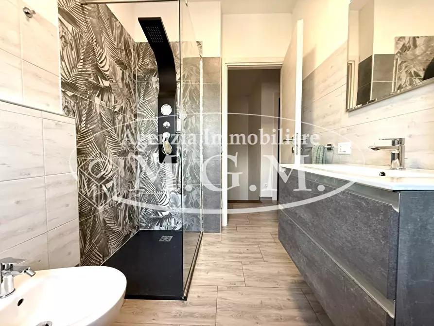 Immagine 22 di Casa bifamiliare in vendita  a Pontedera