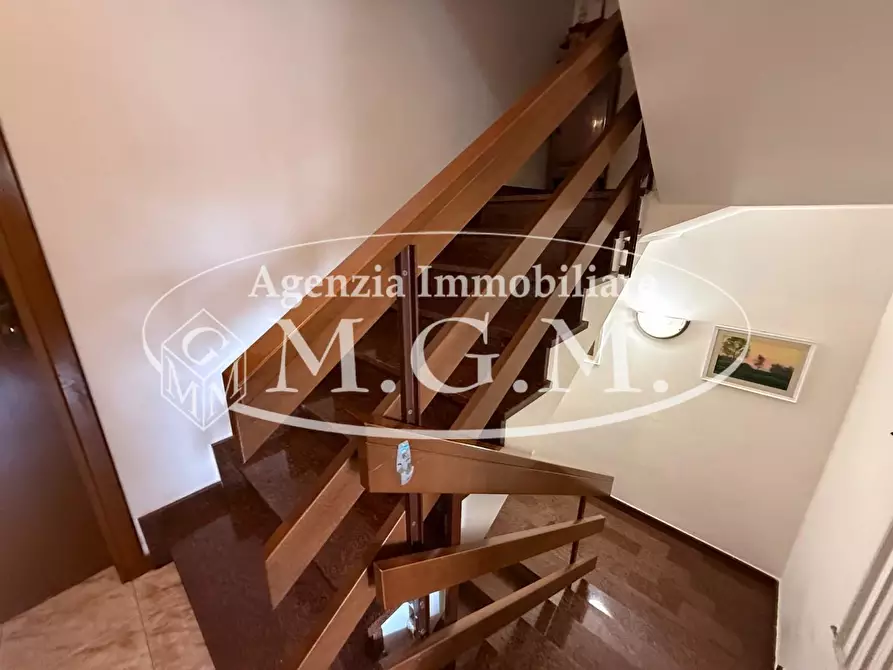 Immagine 23 di Villetta a schiera in vendita  a Calcinaia