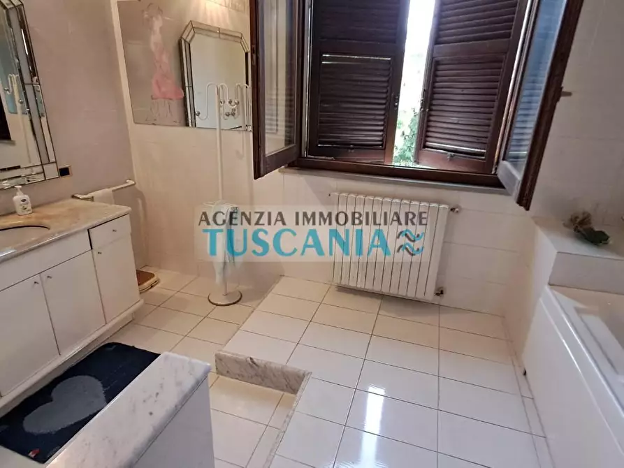 Immagine 27 di Casa indipendente in vendita  a Suvereto