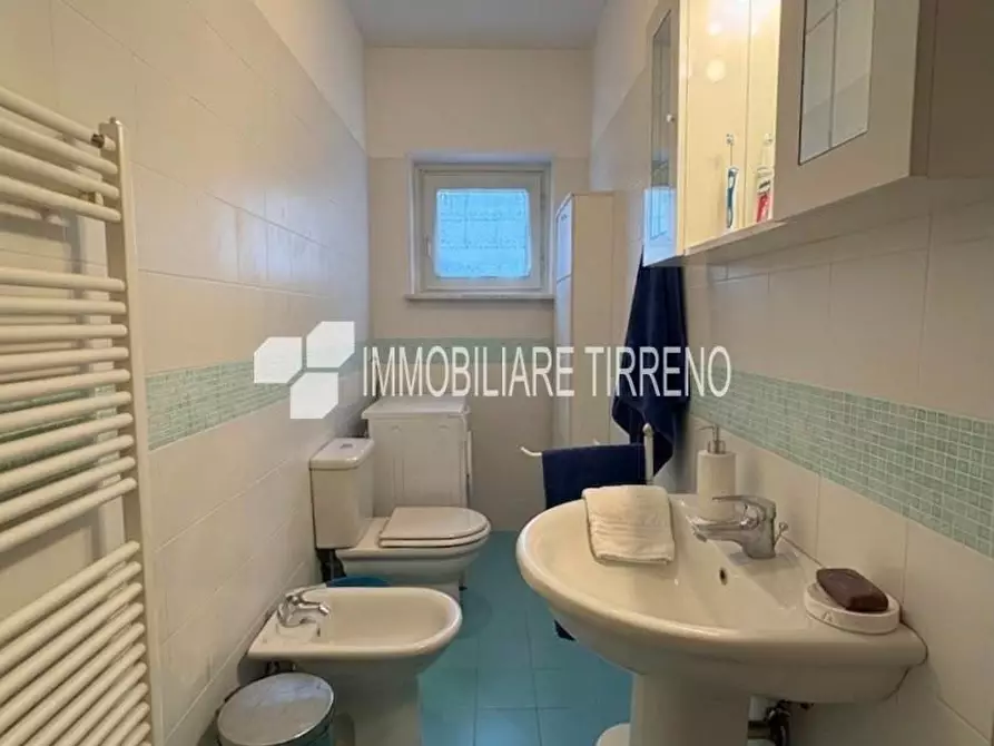 Immagine 16 di Appartamento in vendita  a Massa