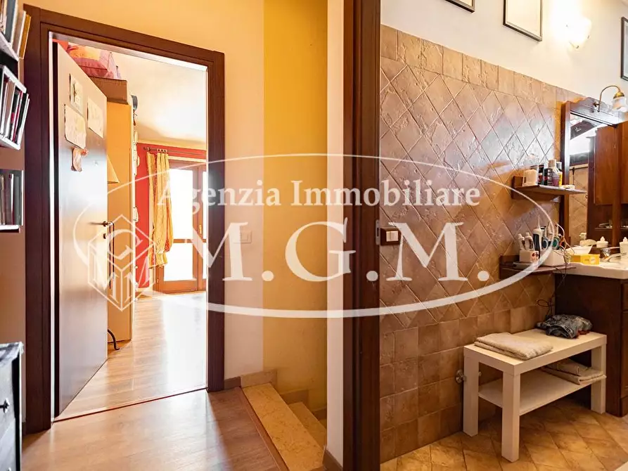 Immagine 11 di Appartamento in vendita  a Santa Maria A Monte