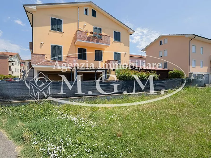 Immagine 23 di Appartamento in vendita  a Santa Maria A Monte