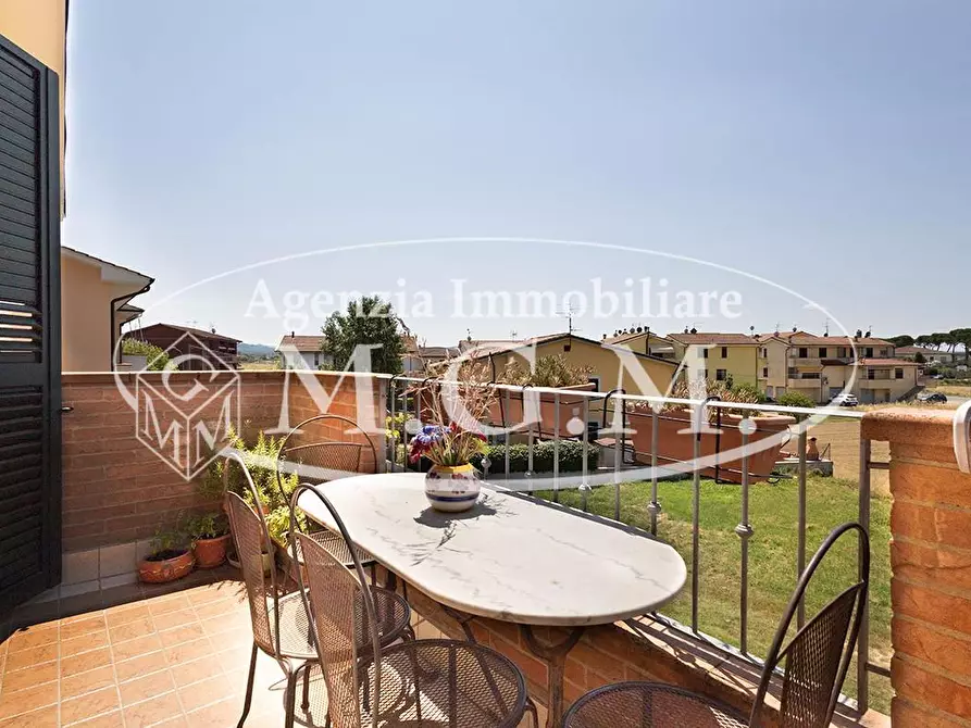 Immagine 6 di Appartamento in vendita  a Santa Maria A Monte