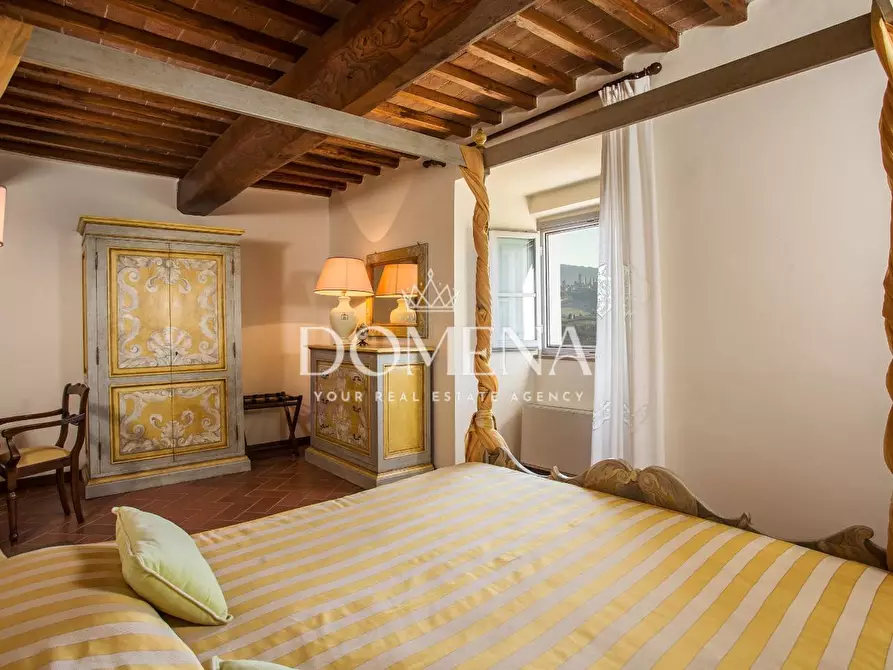 Immagine 9 di Appartamento in vendita  a San Gimignano