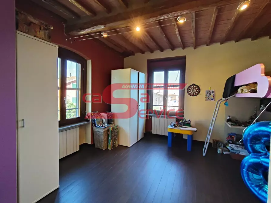 Immagine 20 di Appartamento in vendita  a Uzzano