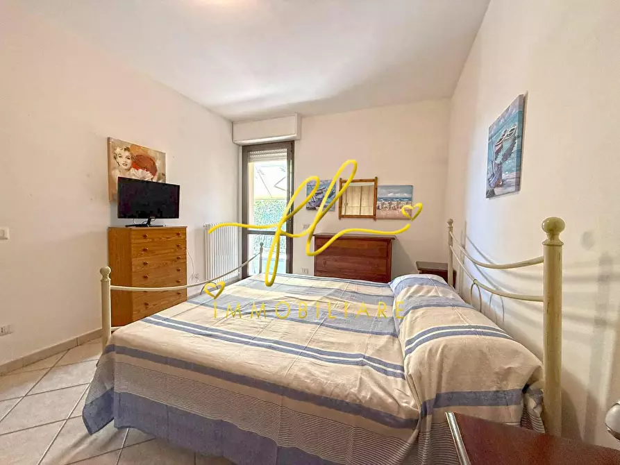 Immagine 8 di Appartamento in vendita  a Cecina