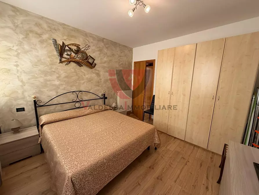 Immagine 14 di Appartamento in vendita  a Colle Di Val D'elsa