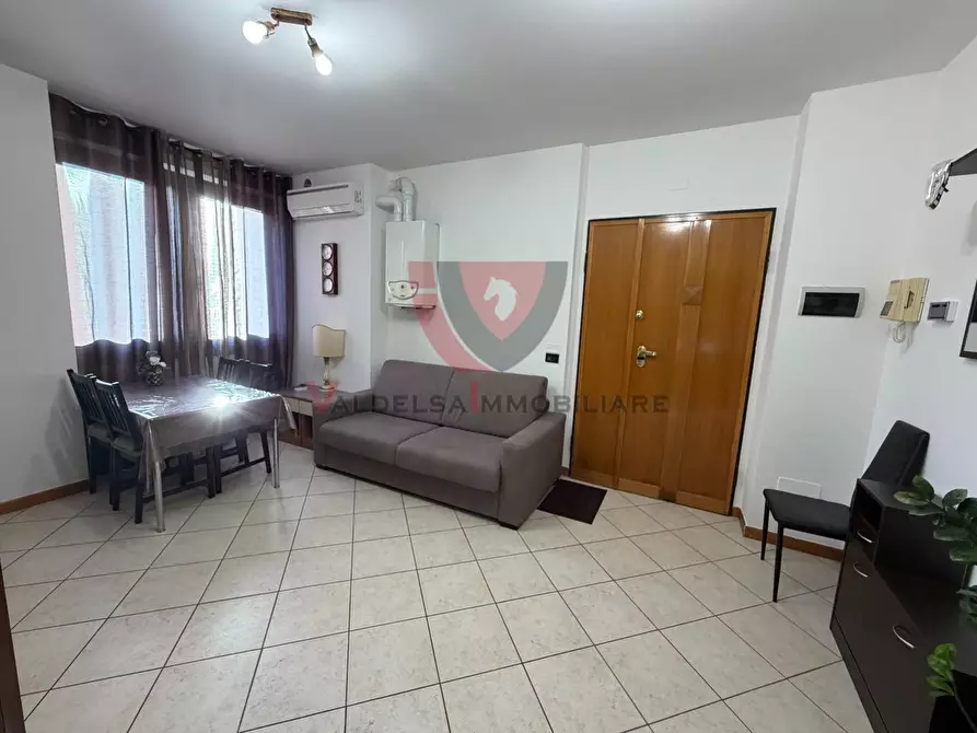 Immagine 5 di Appartamento in vendita  a Colle Di Val D'elsa