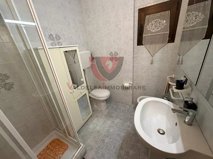 Immagine 20 di Appartamento in vendita  a Colle Di Val D'elsa