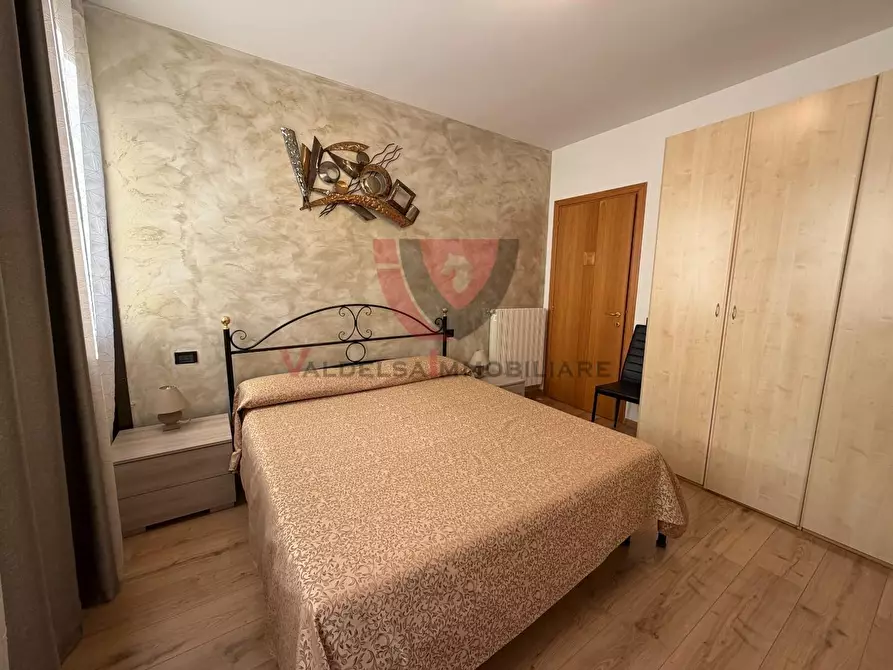 Immagine 17 di Appartamento in vendita  a Colle Di Val D'elsa