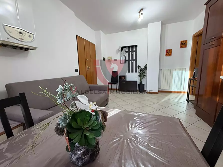 Immagine 8 di Appartamento in vendita  a Colle Di Val D'elsa
