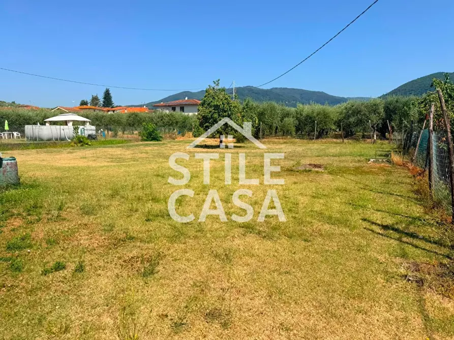 Immagine 31 di Casa colonica in vendita  a Pescia