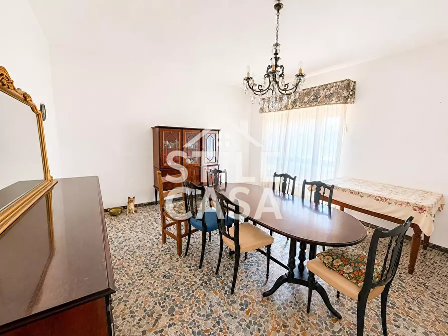 Immagine 11 di Casa colonica in vendita  a Pescia