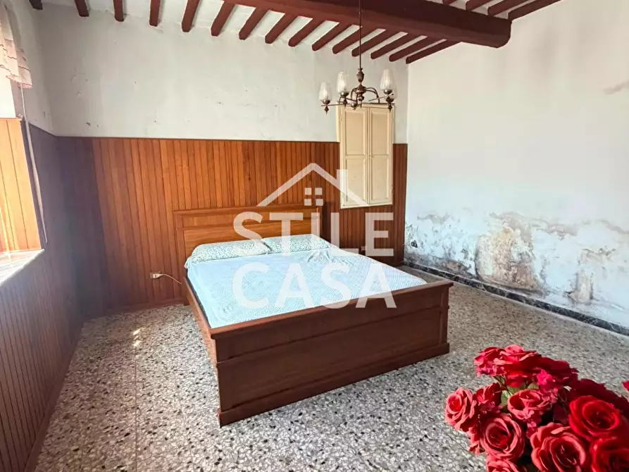 Immagine 7 di Casa colonica in vendita  a Pescia
