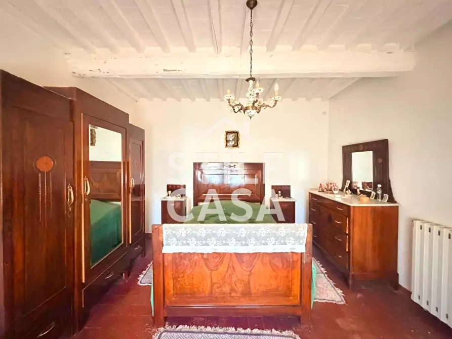 Immagine 15 di Casa colonica in vendita  a Pescia