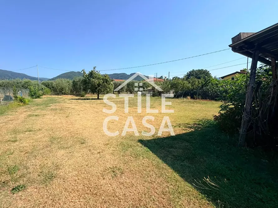 Immagine 34 di Casa colonica in vendita  a Pescia