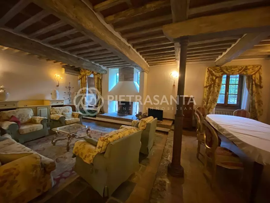 Immagine 15 di Rustico / casale in vendita  a Pietrasanta