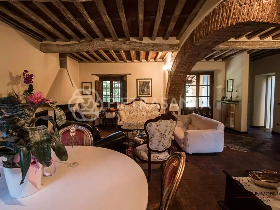 Immagine 22 di Rustico / casale in vendita  a Pietrasanta