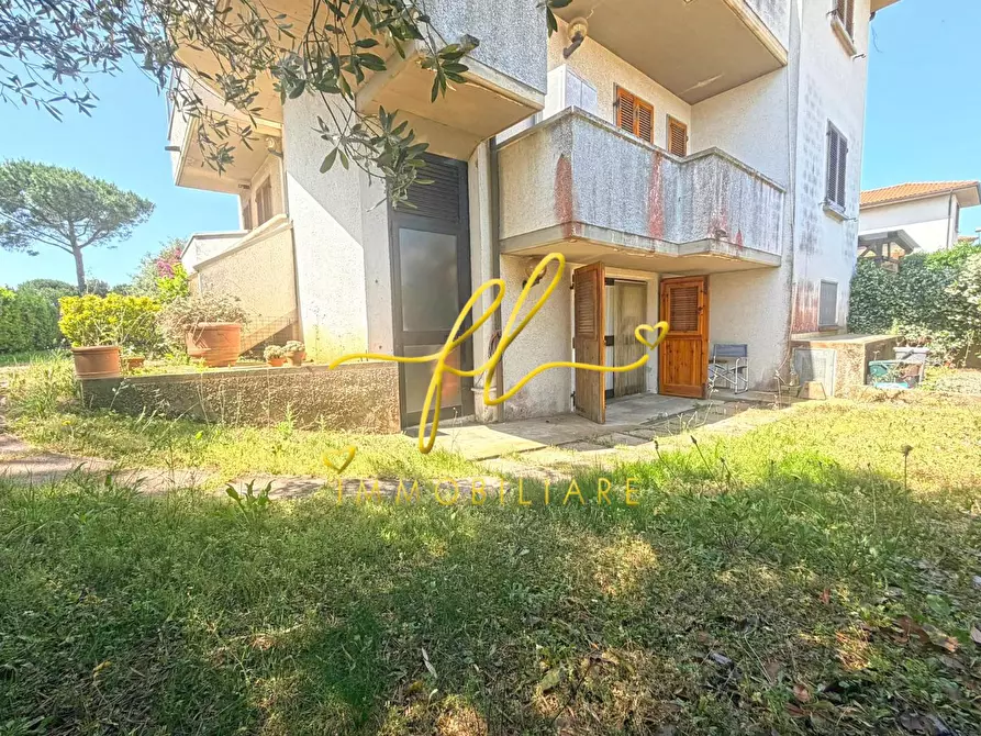 Immagine 42 di Appartamento in vendita  a Rosignano Marittimo
