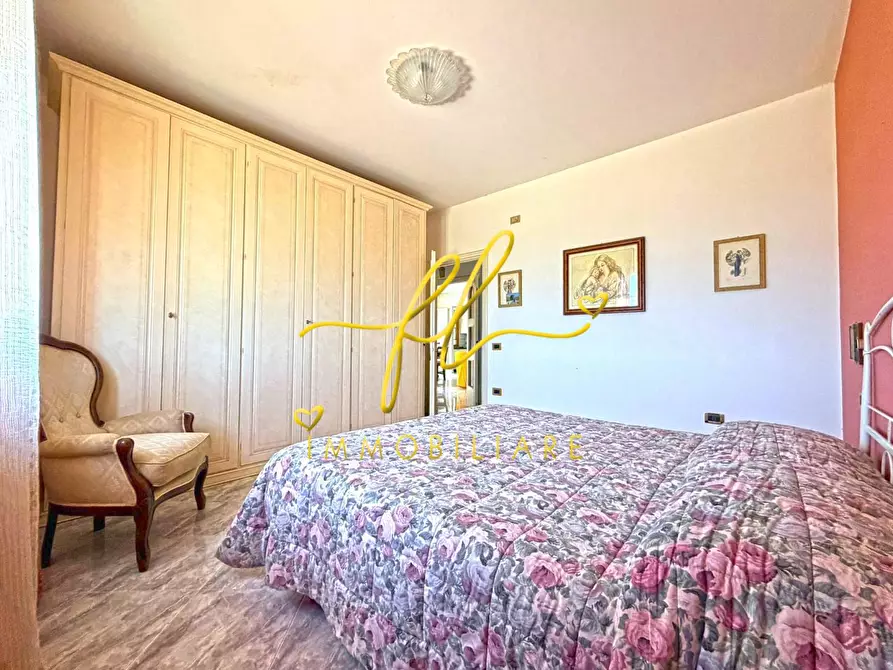 Immagine 11 di Appartamento in vendita  a Rosignano Marittimo