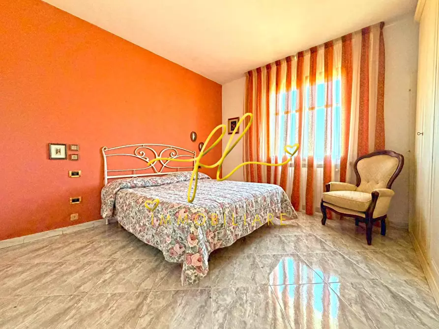 Immagine 8 di Appartamento in vendita  a Rosignano Marittimo