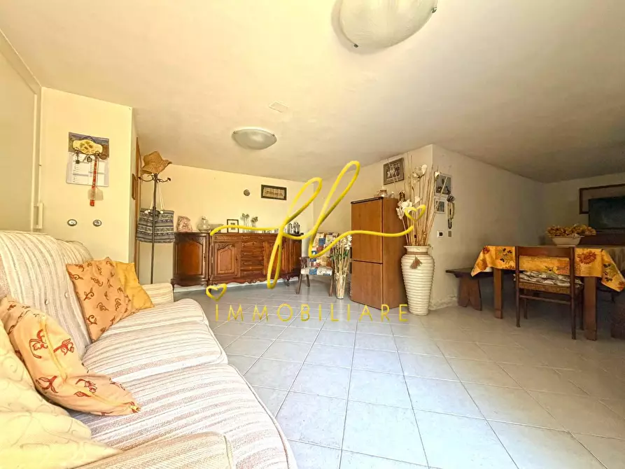 Immagine 31 di Appartamento in vendita  a Rosignano Marittimo