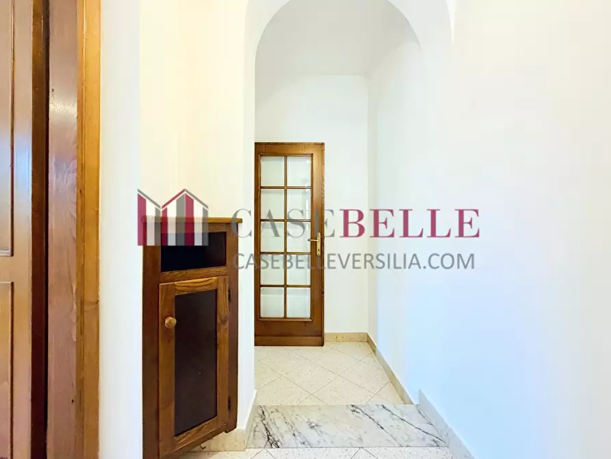 Immagine 19 di Appartamento in affitto  a Pietrasanta