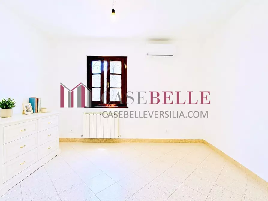 Immagine 13 di Appartamento in affitto  a Pietrasanta