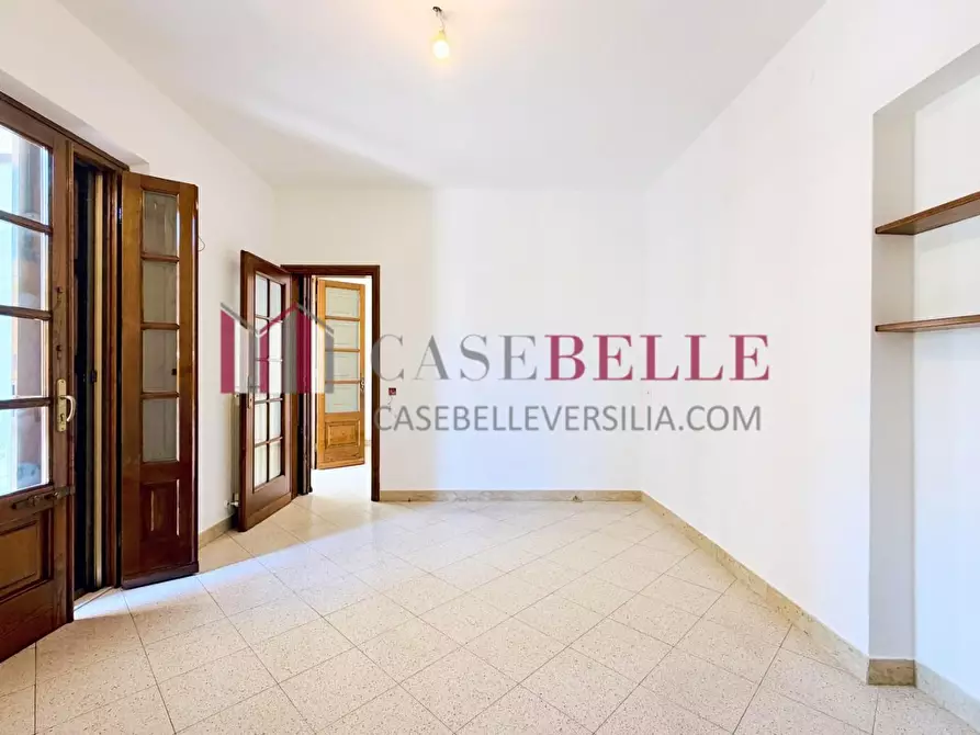 Immagine 3 di Appartamento in affitto  a Pietrasanta