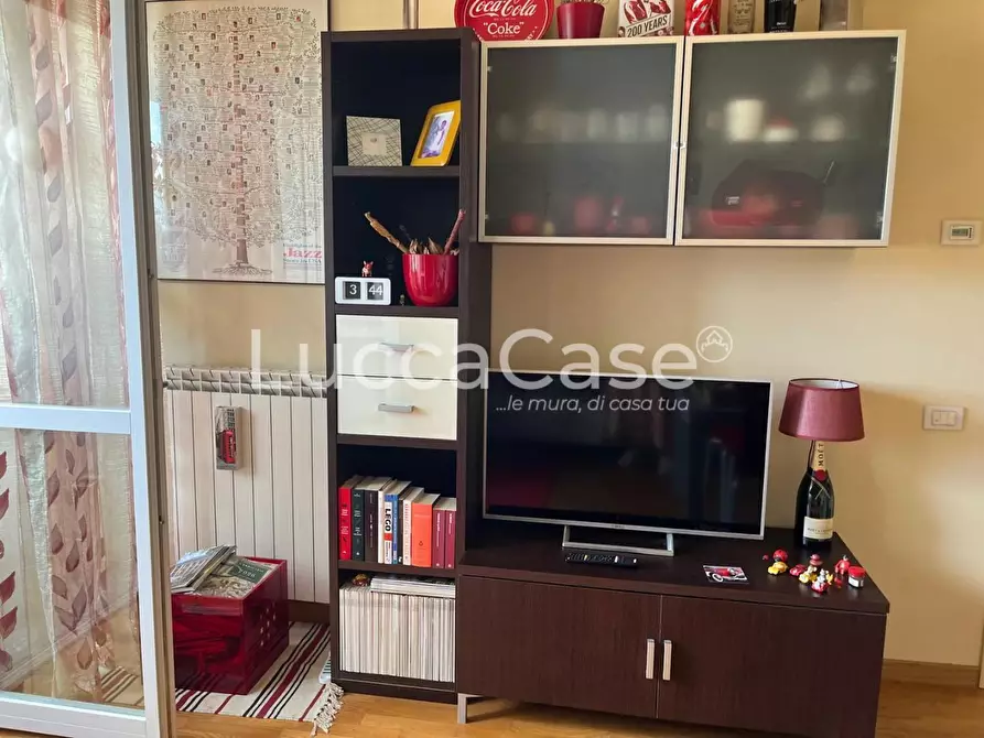 Immagine 7 di Appartamento in vendita  a Lucca
