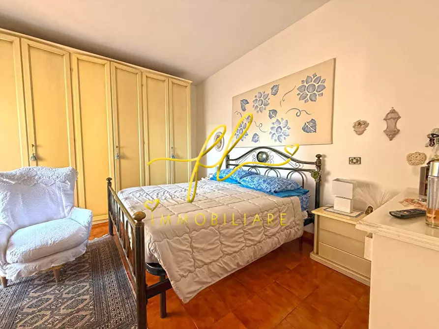 Immagine 26 di Appartamento in vendita  a Cecina