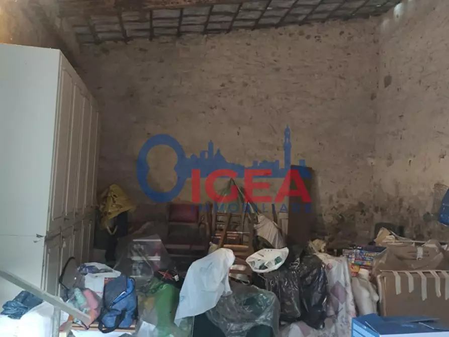 Immagine 29 di Appartamento in vendita  a Siena