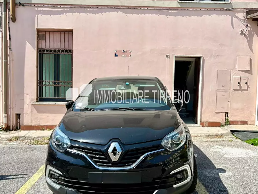 Immagine 22 di Appartamento in vendita  a Massa