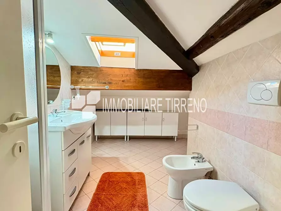Immagine 20 di Appartamento in vendita  a Massa