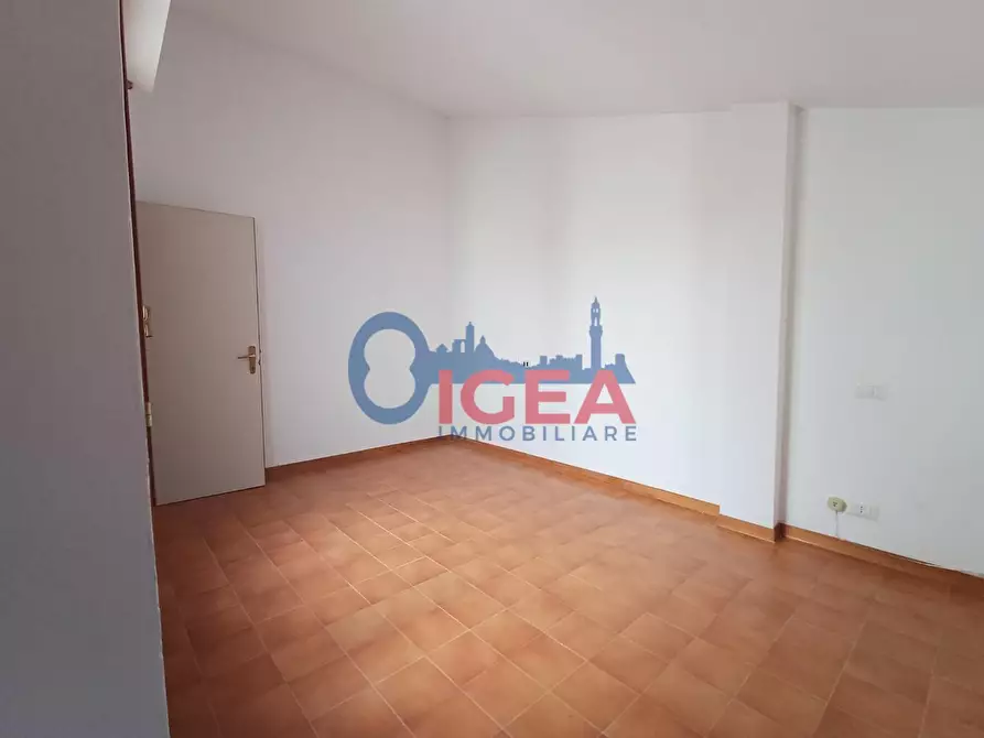 Immagine 22 di Appartamento in vendita  a Siena
