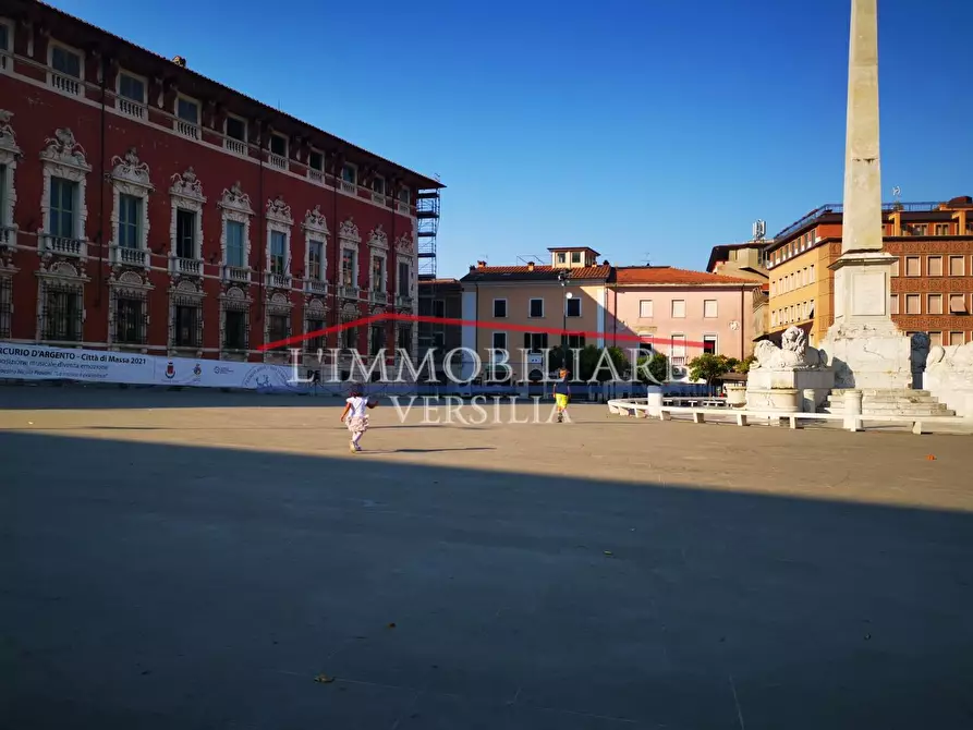 Immagine 11 di Casa indipendente in vendita  a Massa