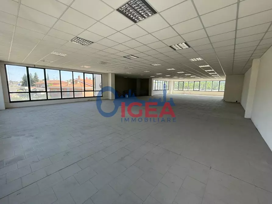 Immagine 6 di Magazzino in vendita  a Colle Di Val D'elsa