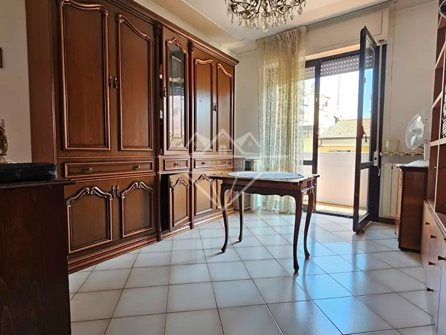 Immagine 13 di Appartamento in vendita  a Carrara
