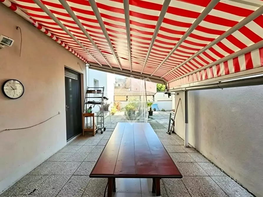 Immagine 20 di Appartamento in vendita  a Carrara