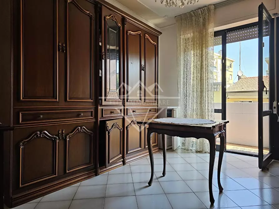 Immagine 12 di Appartamento in vendita  a Carrara