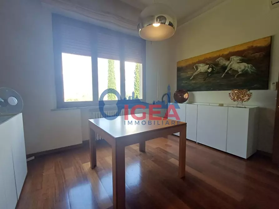 Immagine 7 di Casa trifamiliare in vendita  a Monteriggioni